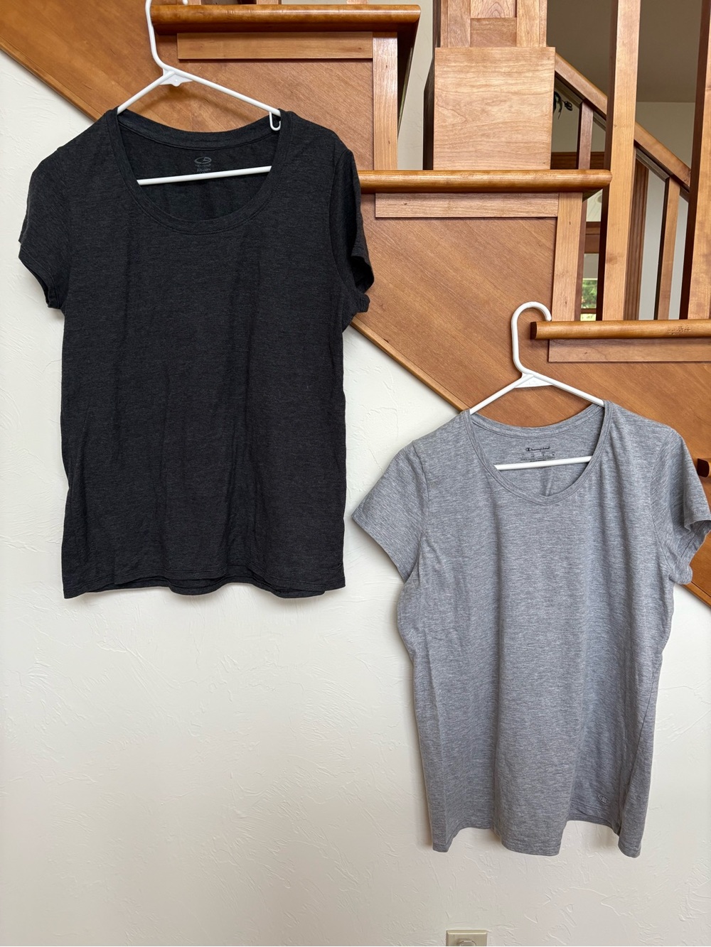 Nice Champion Short Sleeve Tees -dark gray and heather Gray